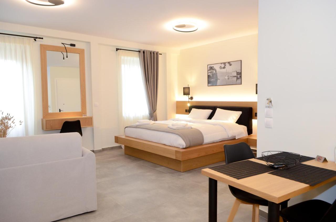 Roloi Suites Nafpaktos Exterior photo